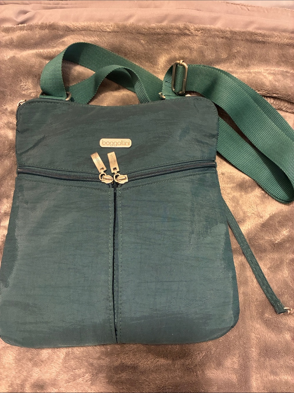 Baggallini Teal Crossbody Bag with Adjustable Strap